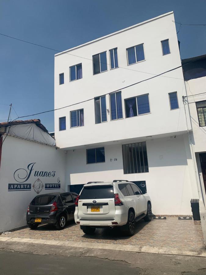 Apartahotel Juane'S Cali Kültér fotó